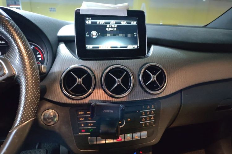Used Mercedes-Benz B-Class 2015 B 200 Fashion Model Audio And AC Panel