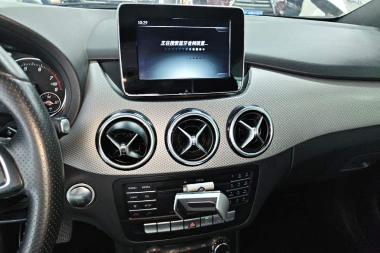 Used Mercedes-Benz B-Class 2015 B 200 Sport Edition Audio And AC Panel