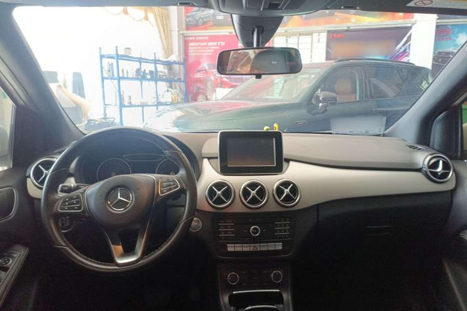 Used Mercedes-Benz B-Class 2015 B 200 Sport Edition Center Console