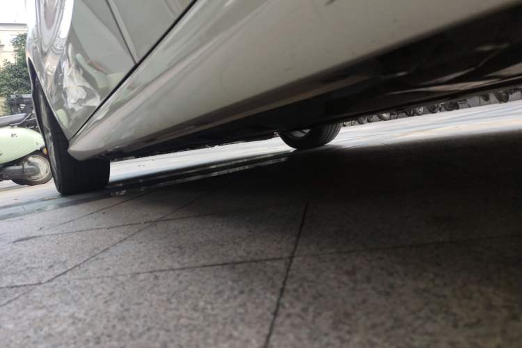 Used Mercedes-Benz B-Class 2015 B 200 Sport Edition Chassis Rear Left