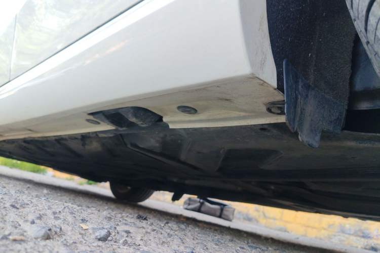 Used Mercedes-Benz B-Class 2015 B 200 Sport Edition Chassis Rear Left