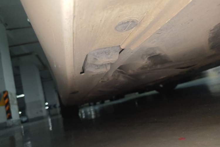 Used Mercedes-Benz B-Class 2015 B 200 Sport Edition Chassis Rear Left