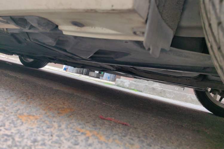 Used Mercedes-Benz B-Class 2015 B 200 Sport Edition Chassis Rear Left