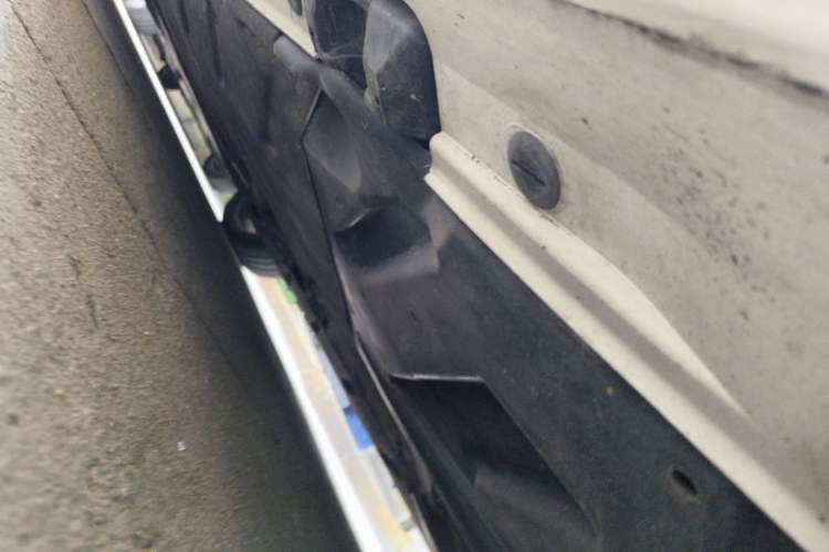 Used Mercedes-Benz B-Class 2015 B 200 Sport Edition Chassis Rear Left