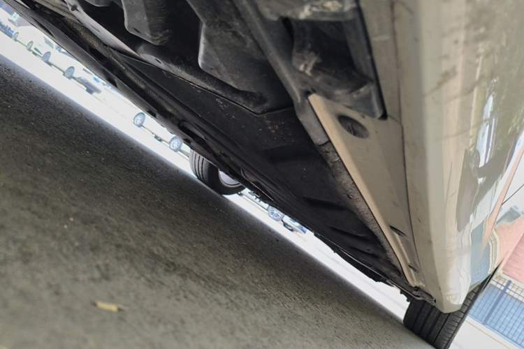 Used Mercedes-Benz B-Class 2015 B 200 Sport Edition Chassis Rear Right