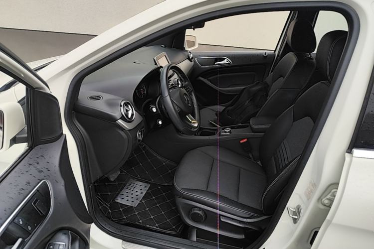 Used Mercedes-Benz B-Class 2015 B 200 Sport Edition Driver Seat