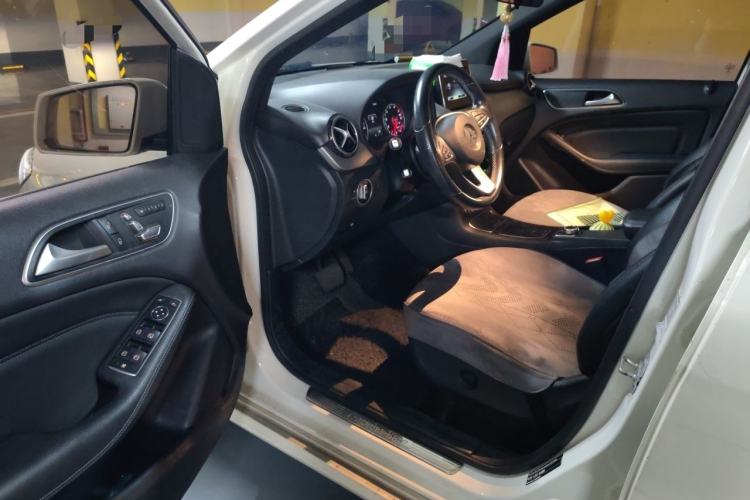 Used Mercedes-Benz B-Class 2015 B 200 Fashion Model Driver Seat