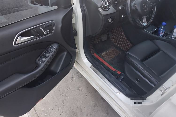 Used Mercedes-Benz B-Class 2015 B 200 Fashion Model Driver Seat