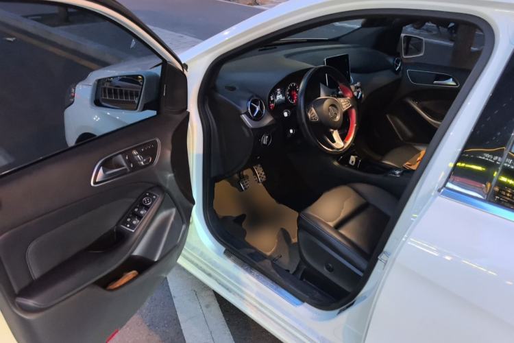 Used Mercedes-Benz B-Class 2015 B 200 Fashion Model Driver Seat
