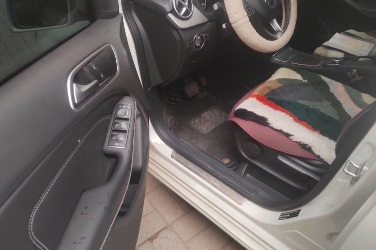 Used Mercedes-Benz B-Class 2015 B 200 Sport Edition Driver Seat