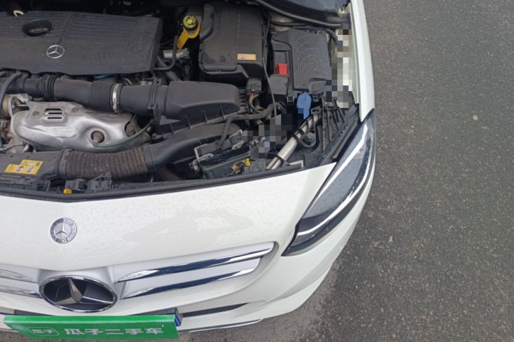 Used Mercedes-Benz B-Class 2015 B 200 Sport Edition Engine Bay Left