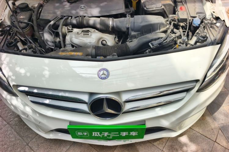 Used Mercedes-Benz B-Class 2015 B 260 Sport Edition Engine Bay
