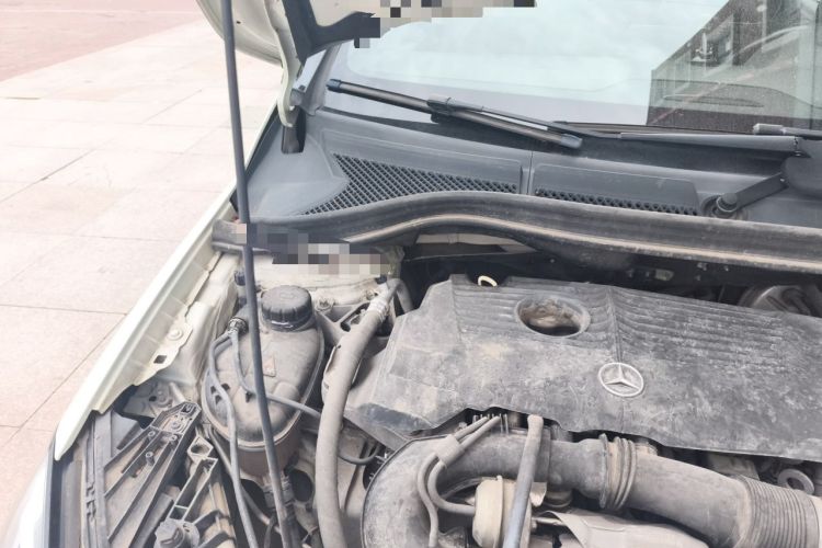 Used Mercedes-Benz B-Class 2015 B 200 Sport Edition Engine Bay Right