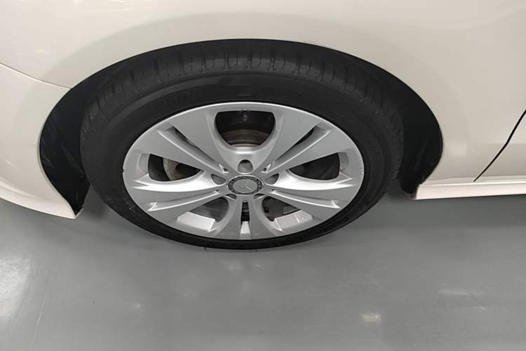 Used Mercedes-Benz B-Class 2015 B 200 Fashion Model Exterior 1