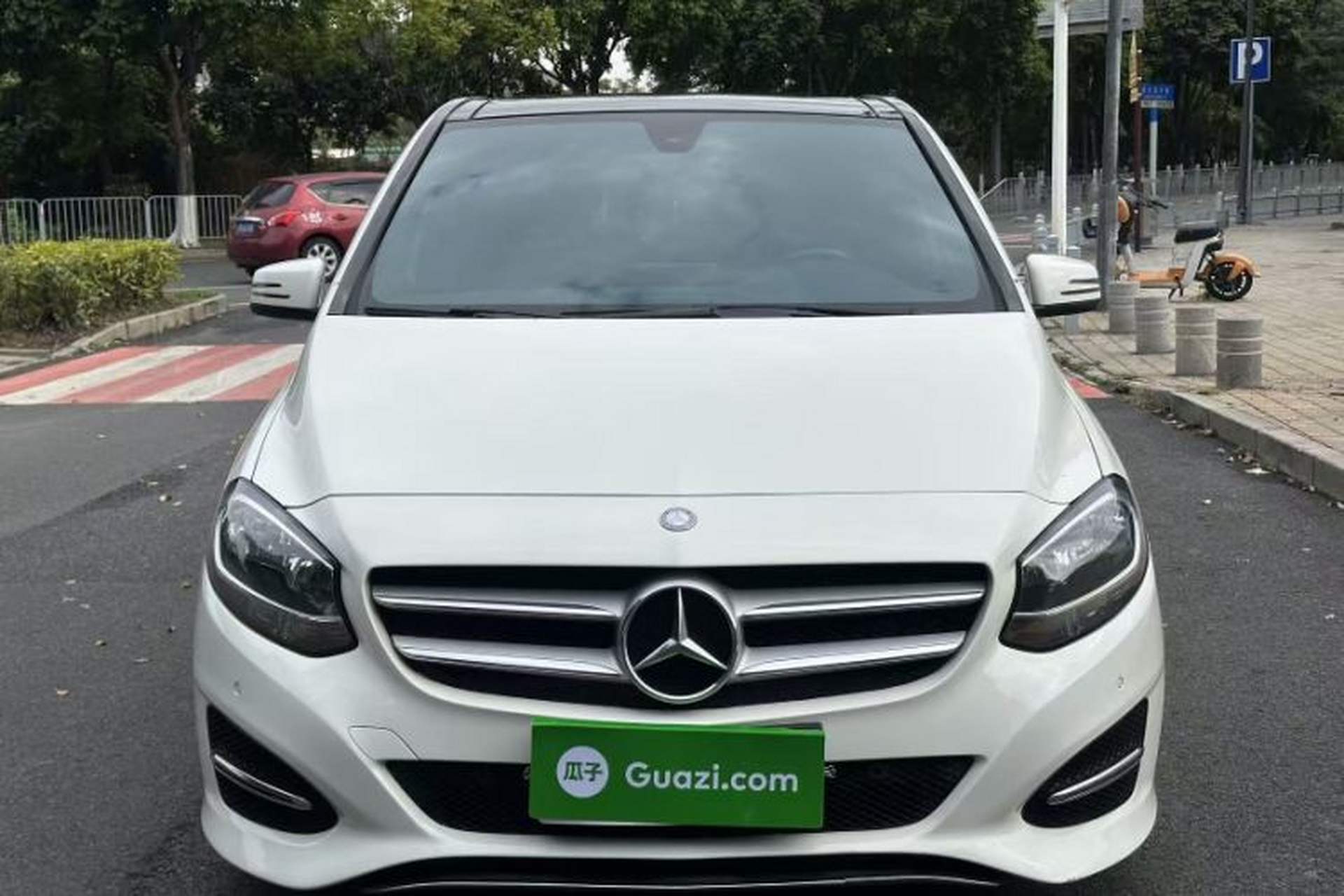 Used Mercedes-Benz B-Class 2015 B 200 Sport Edition Exterior 1