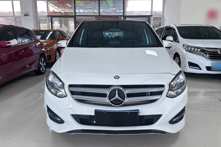 Used Mercedes-Benz B-Class 2015 B 200 Sport Edition Exterior 1