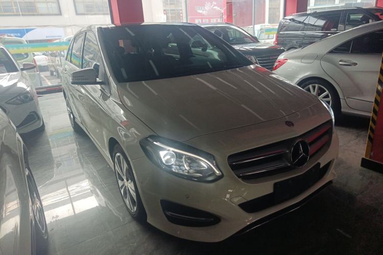 Used Mercedes-Benz B-Class 2015 B 200 Fashion Model Exterior 1