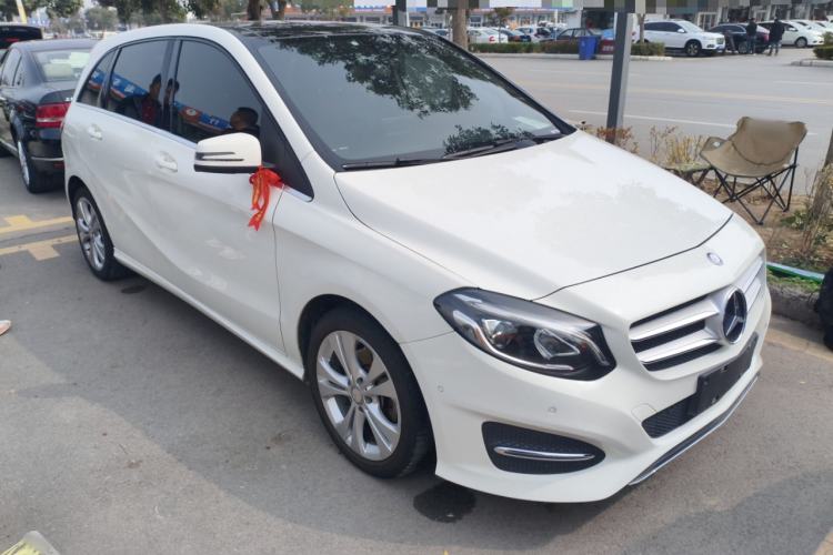 Used Mercedes-Benz B-Class 2015 B 200 Fashion Model Exterior 1