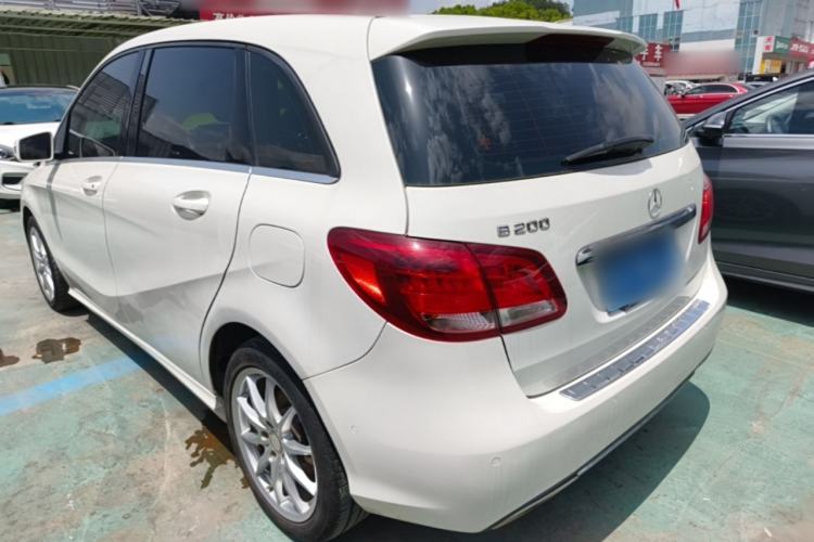 Used Mercedes-Benz B-Class 2015 B 200 Sport Edition Exterior 2