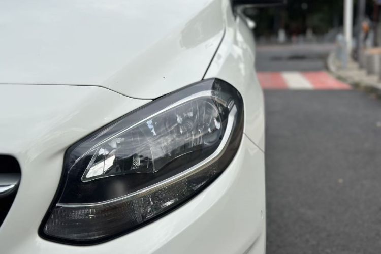 Used Mercedes-Benz B-Class 2015 B 200 Sport Edition Exterior 2