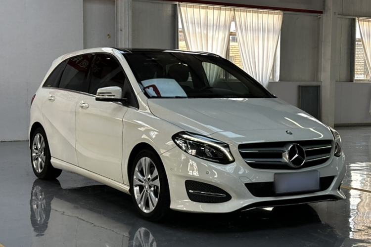 Used Mercedes-Benz B-Class 2015 B 200 Fashion Model Exterior 2
