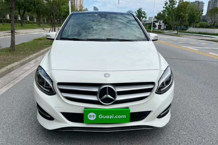 Used Mercedes-Benz B-Class 2015 B 200 Fashion Model Exterior 3