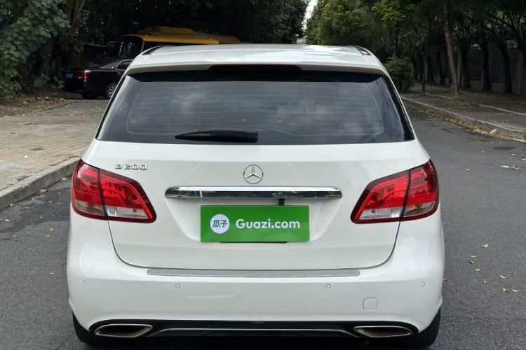 Used Mercedes-Benz B-Class 2015 B 200 Sport Edition Exterior 4
