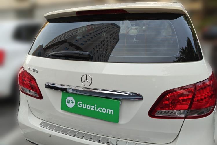 Used Mercedes-Benz B-Class 2015 B 200 Sport Edition Exterior 4