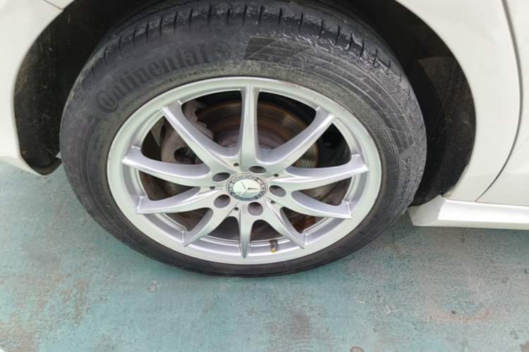 Used Mercedes-Benz B-Class 2015 B 200 Sport Edition Exterior 5