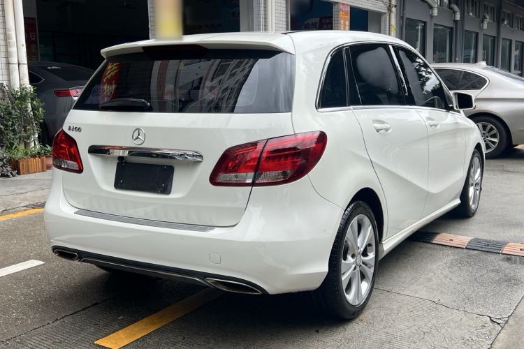 Used Mercedes-Benz B-Class 2015 B 200 Sport Edition Exterior 5