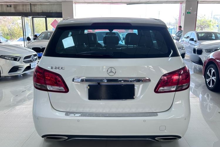Used Mercedes-Benz B-Class 2015 B 200 Sport Edition Exterior 5