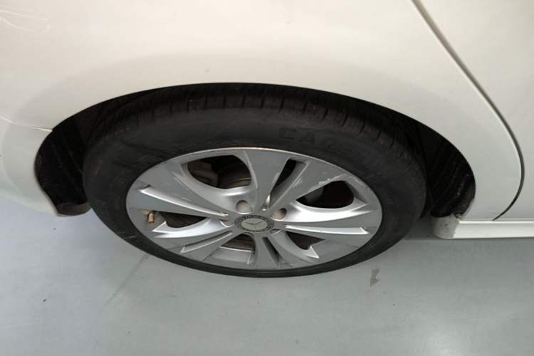 Used Mercedes-Benz B-Class 2015 B 200 Fashion Model Exterior 5