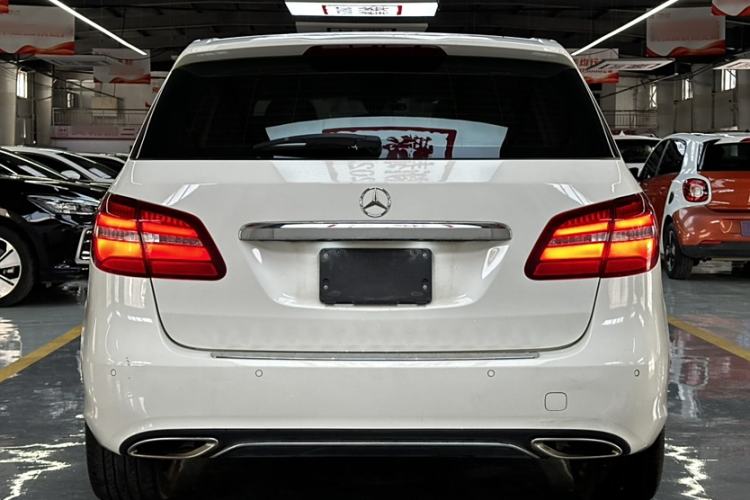 Used Mercedes-Benz B-Class 2015 B 200 Fashion Model Exterior 7