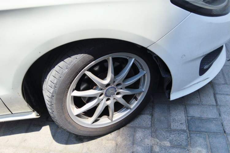 Used Mercedes-Benz B-Class 2015 B 200 Sport Edition Exterior 7