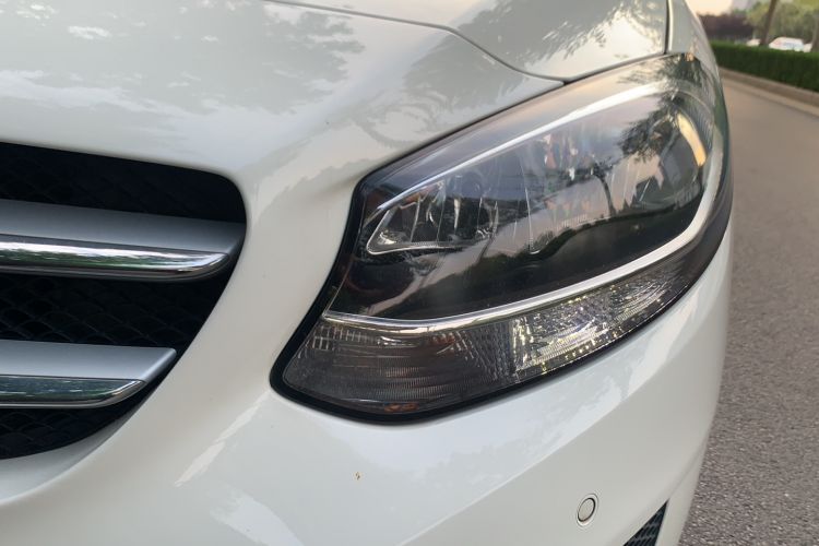Used Mercedes-Benz B-Class 2015 B 200 Sport Edition Exterior 8