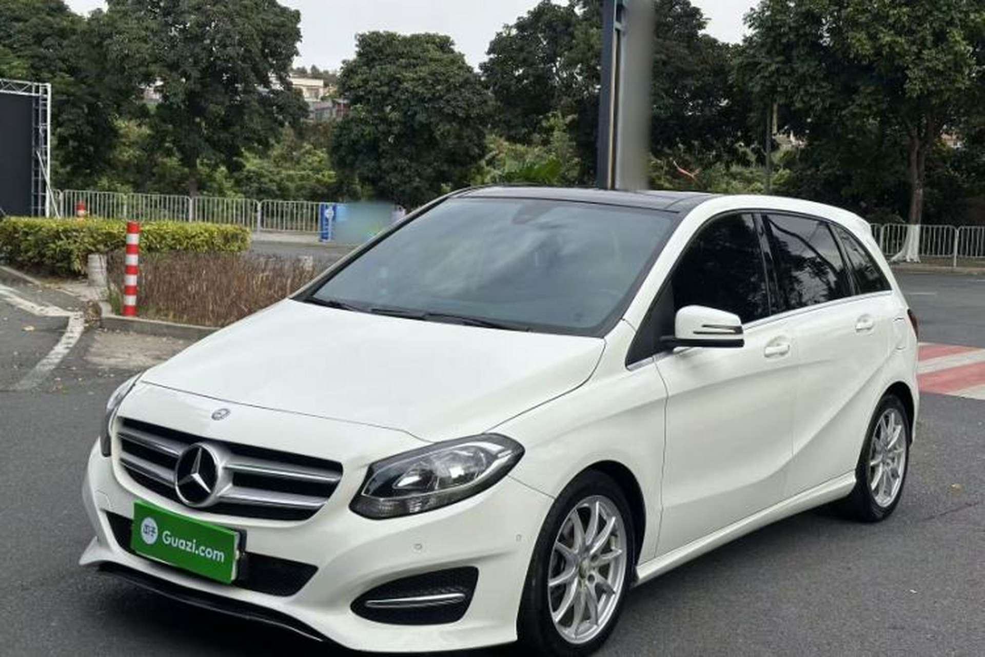 Used Mercedes-Benz B-Class 2015 B 200 Sport Edition Exterior 8