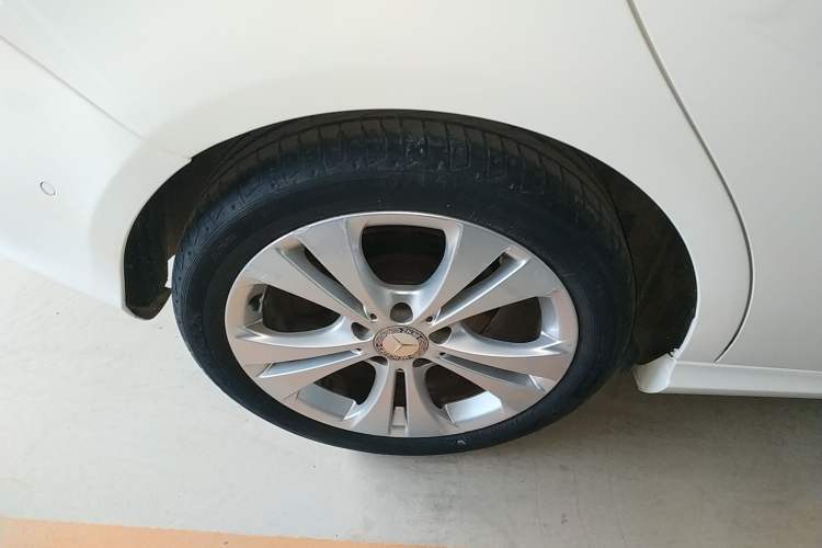 Used Mercedes-Benz B-Class 2015 B 200 Sport Edition Exterior 8