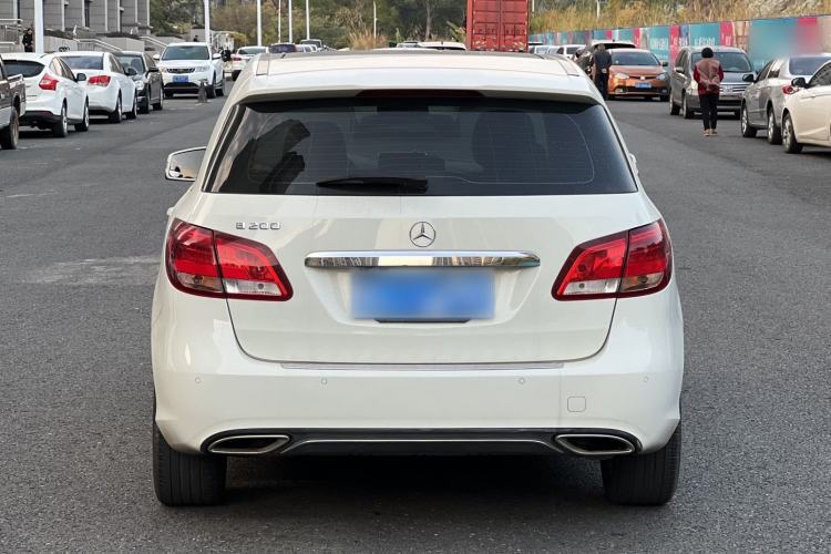Used Mercedes-Benz B-Class 2015 B 200 Sport Edition Exterior 8