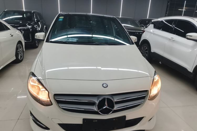 Used Mercedes-Benz B-Class 2015 B 200 Sport Edition Front