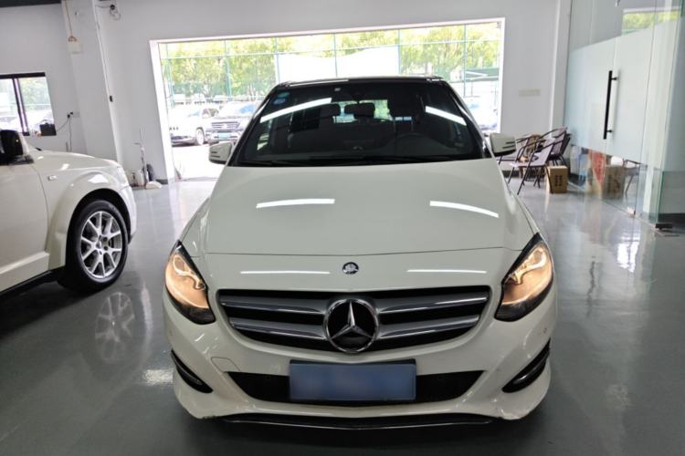 Used Mercedes-Benz B-Class 2015 B 200 Sport Edition Front