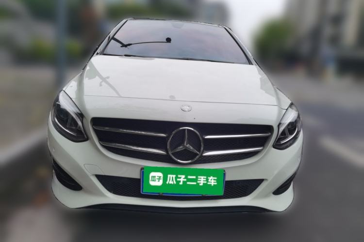 Used Mercedes-Benz B-Class 2015 B 200 Luxury Model Front