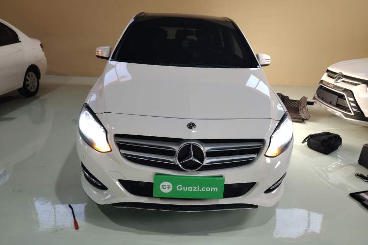 Used Mercedes-Benz B-Class 2015 B 200 Sport Edition Front