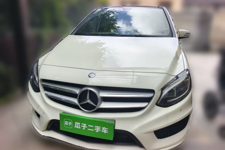 Used Mercedes-Benz B-Class 2015 B 260 Sport Edition Front