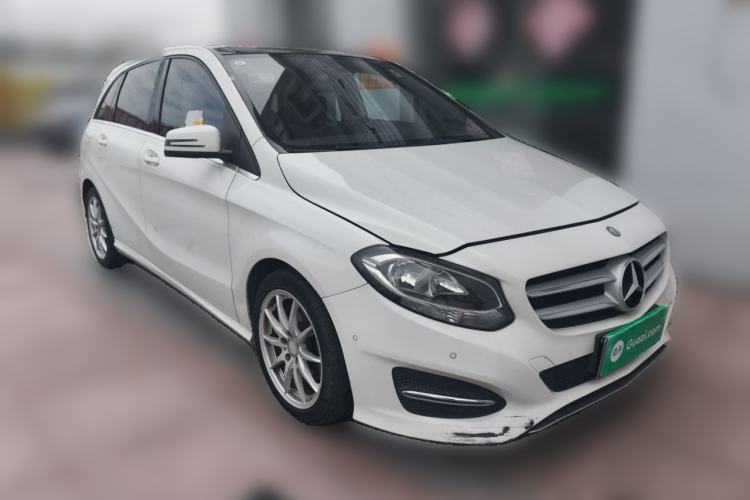Used Mercedes-Benz B-Class 2015 B 200 Sport Edition Front Right 45 Deg