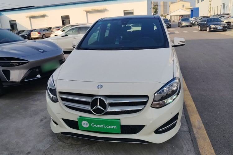 Used Mercedes-Benz B-Class 2015 B 200 Sport Edition Front