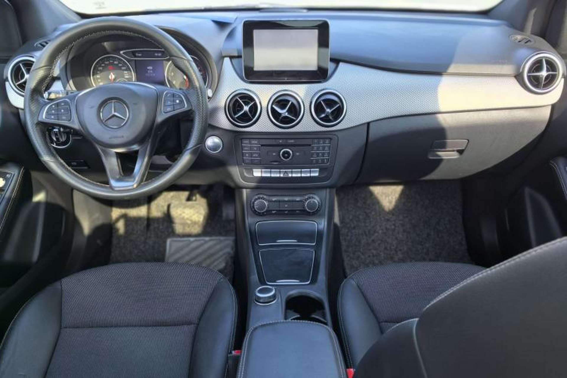 Used Mercedes-Benz B-Class 2015 B 200 Sport Edition Gear Lever