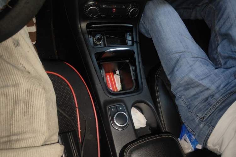 Used Mercedes-Benz B-Class 2015 B 200 Sport Edition Gear Lever