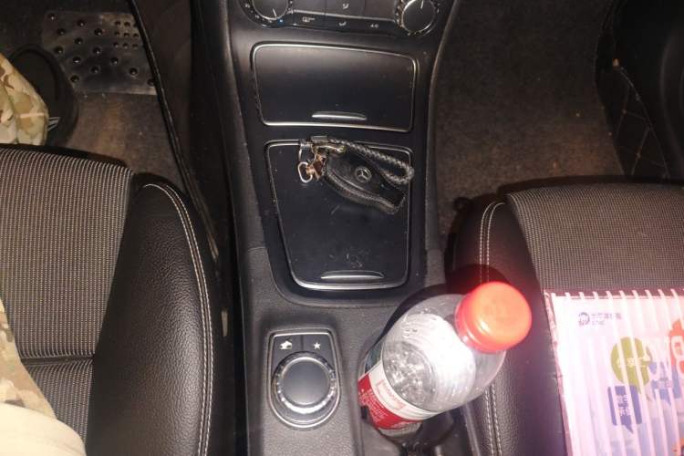 Used Mercedes-Benz B-Class 2015 B 200 Sport Edition Gear Lever
