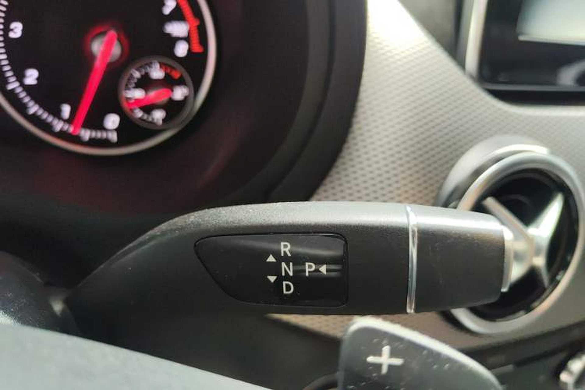 Used Mercedes-Benz B-Class 2015 B 200 Sport Edition Gear Lever