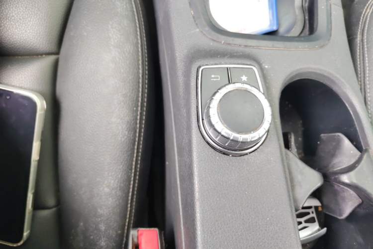 Used Mercedes-Benz B-Class 2015 B 200 Luxury Model Gear Lever